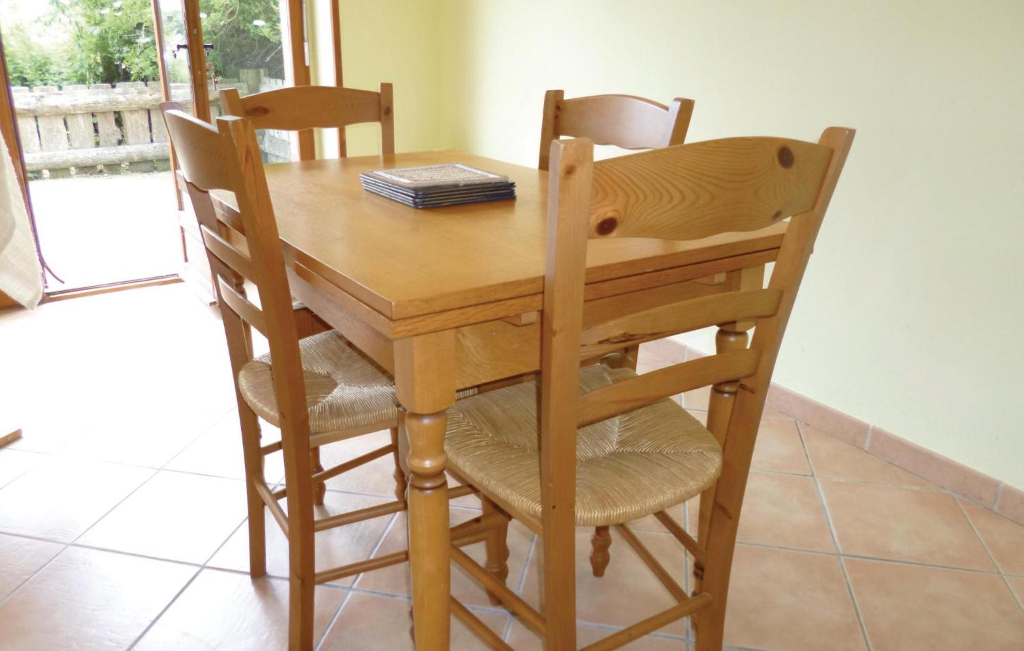 3 Bedroom Cozy Home In Brucheville Carentan-les-Marais エクステリア 写真